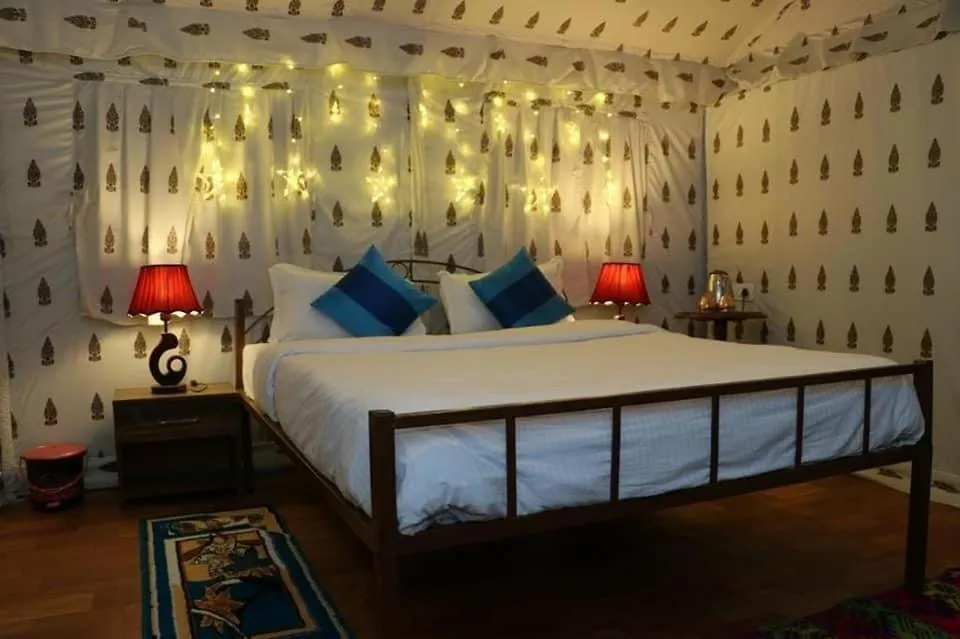 Agra Camps And Resort Luxury tent Agra (Uttar Pradesh)