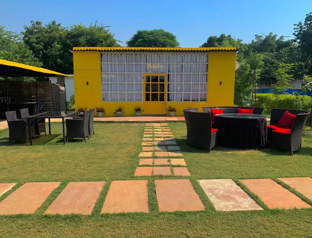 Agra Camps And Resort Luxury tent