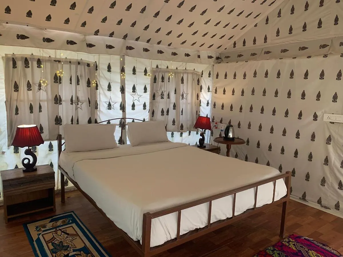 Luxury tent Agra Camps And Resort